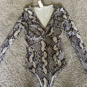 Bodysuit size XS H&M